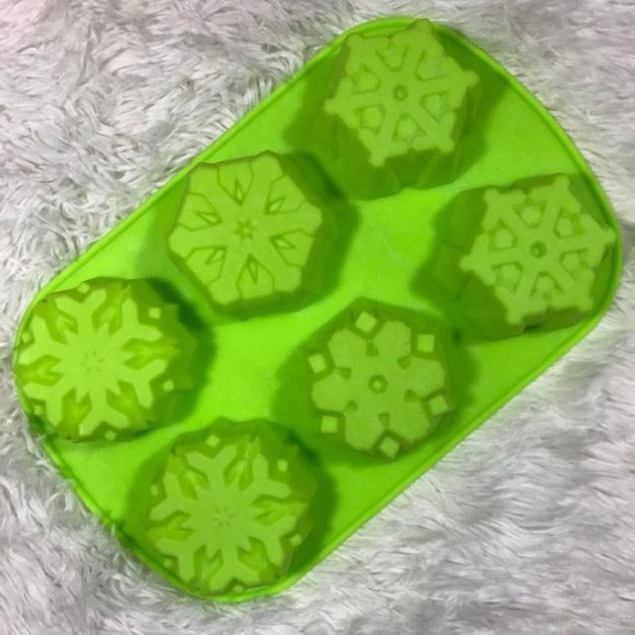 Holiday Snowman Santa Christmas Tree Snowflake Cake Soap Silicon Molds Set - Picture 4 of 14